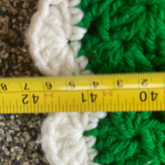 Gorgeous Vintage Granny Square Crocheted Christmas Throw Blanket 41” by 41” - Picture 3 of 6